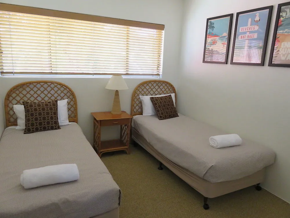 Aparthotel Sunseeker Holiday Apartments Sunshine Beach