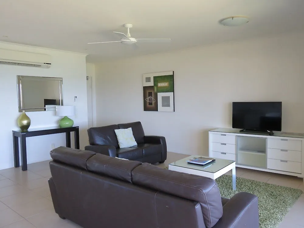 Sunseeker Holiday Apartments Sunshine Beach Aparthotel