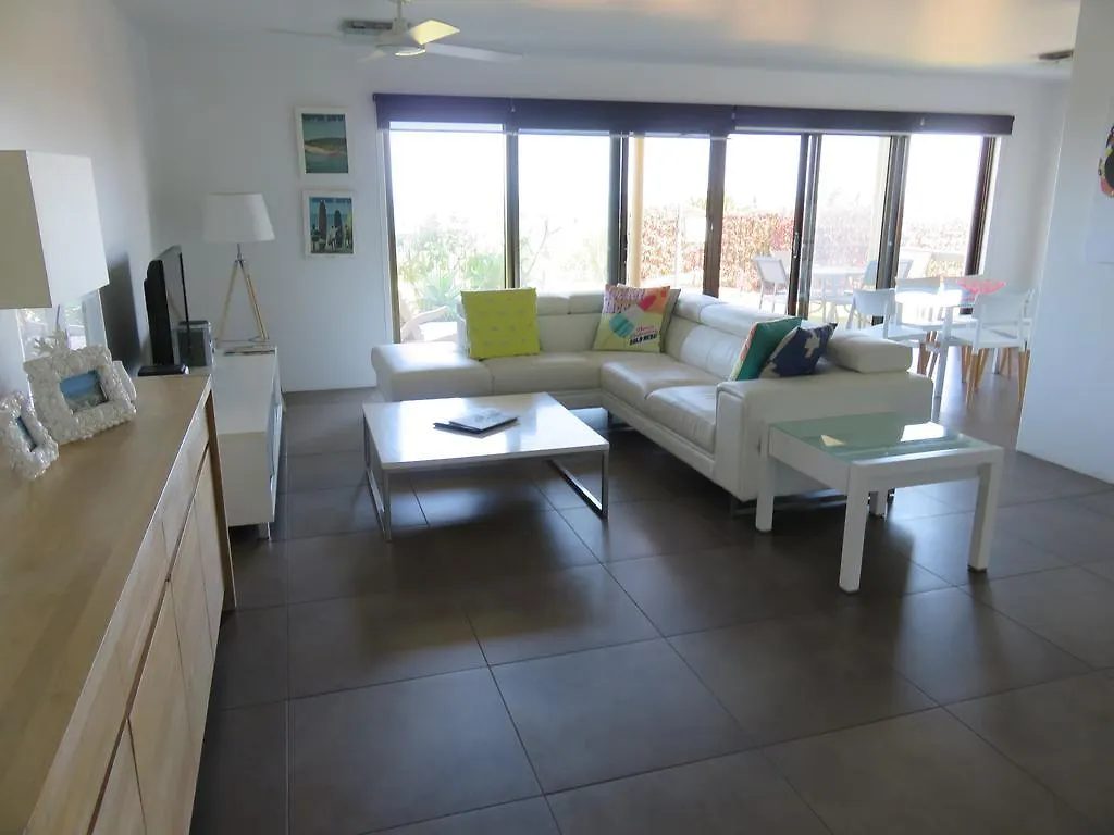 Sunseeker Holiday Apartments Sunshine Beach