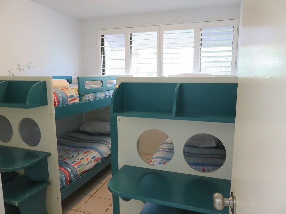 Sunseeker Holiday Apartments Sunshine Beach Aparthotel